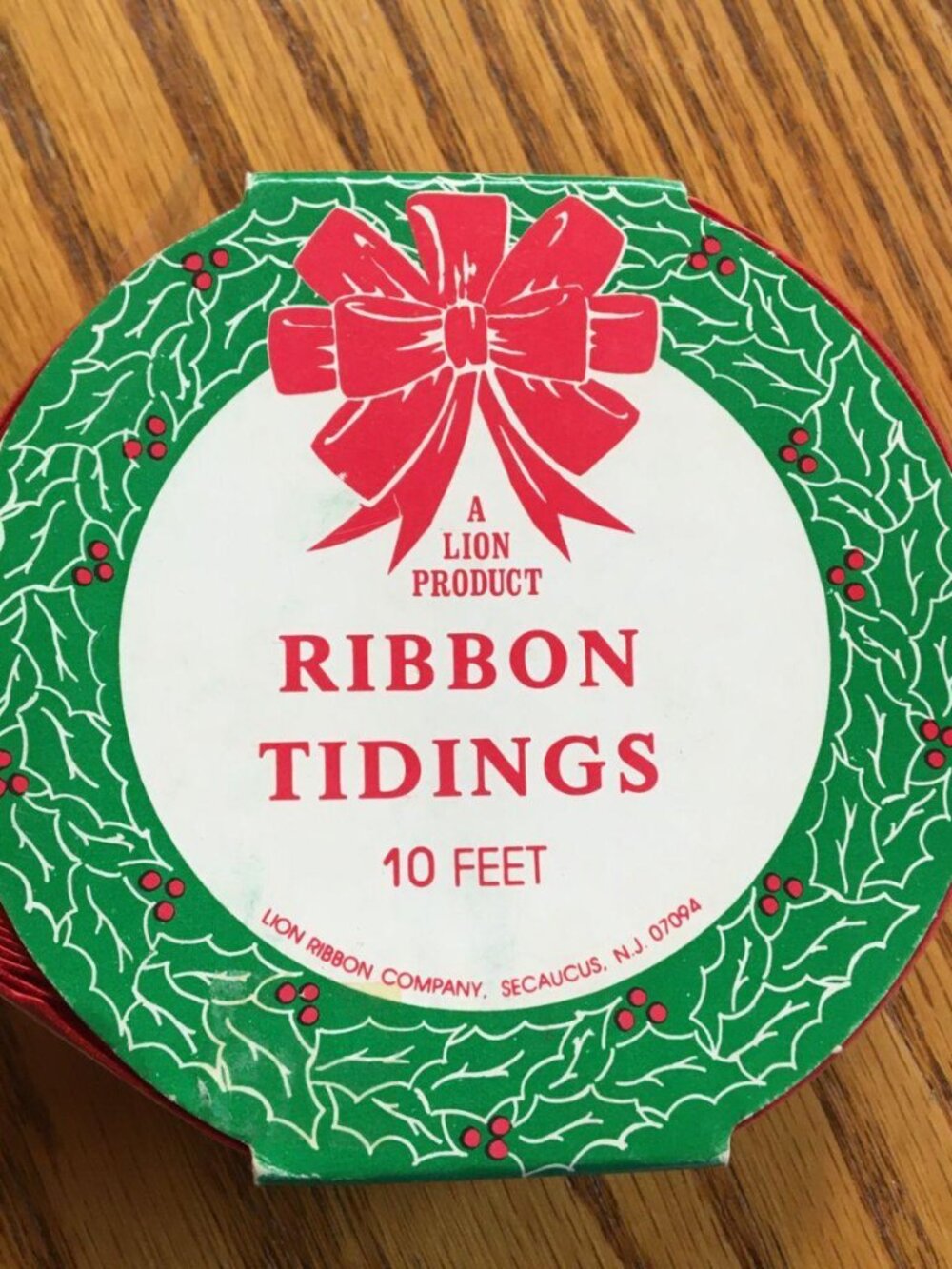 NEW Red Velvet Ribbon - Picture 2 of 2